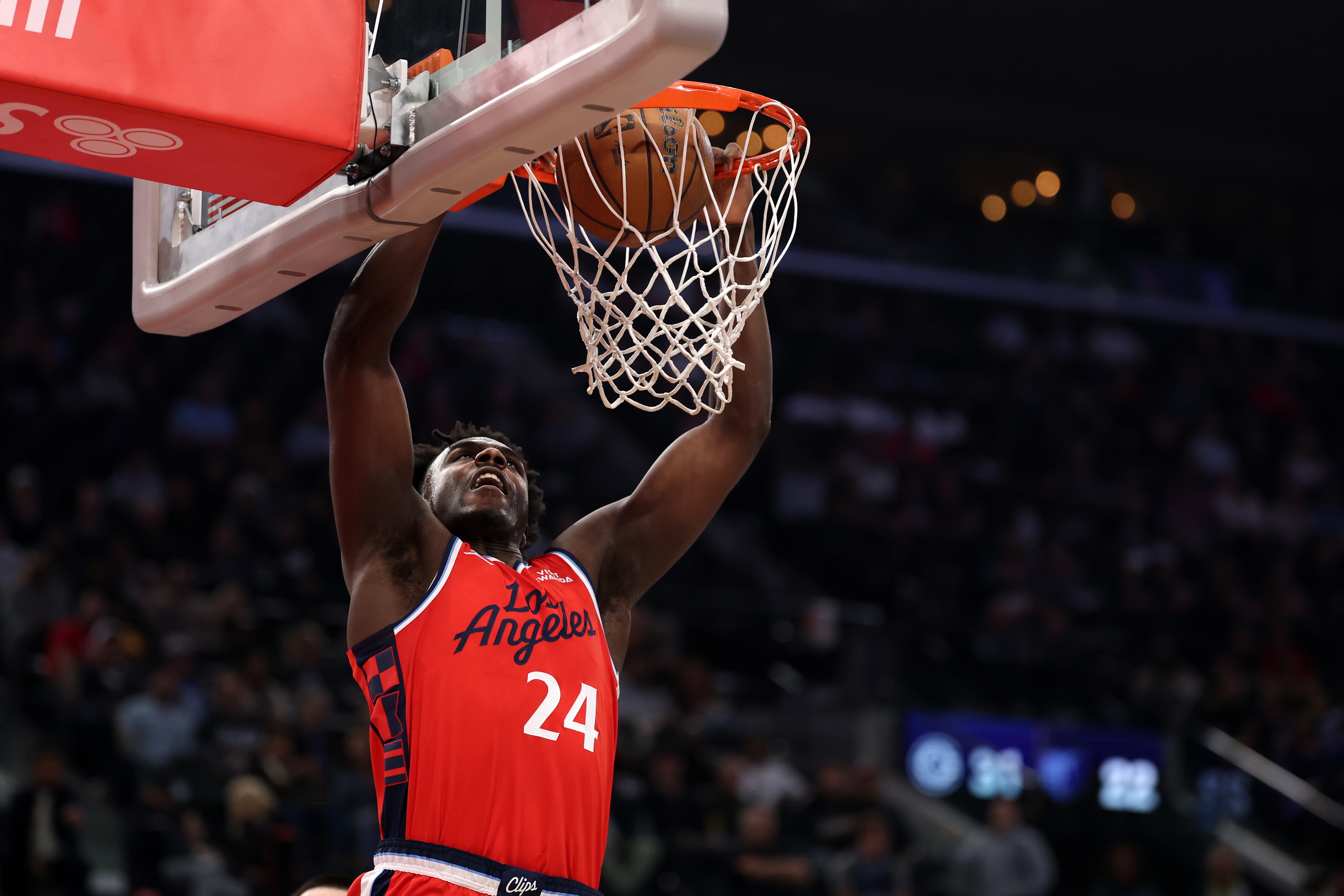 船记：科比·布朗被下放到发展联盟圣迭戈快船队 出战今日比赛